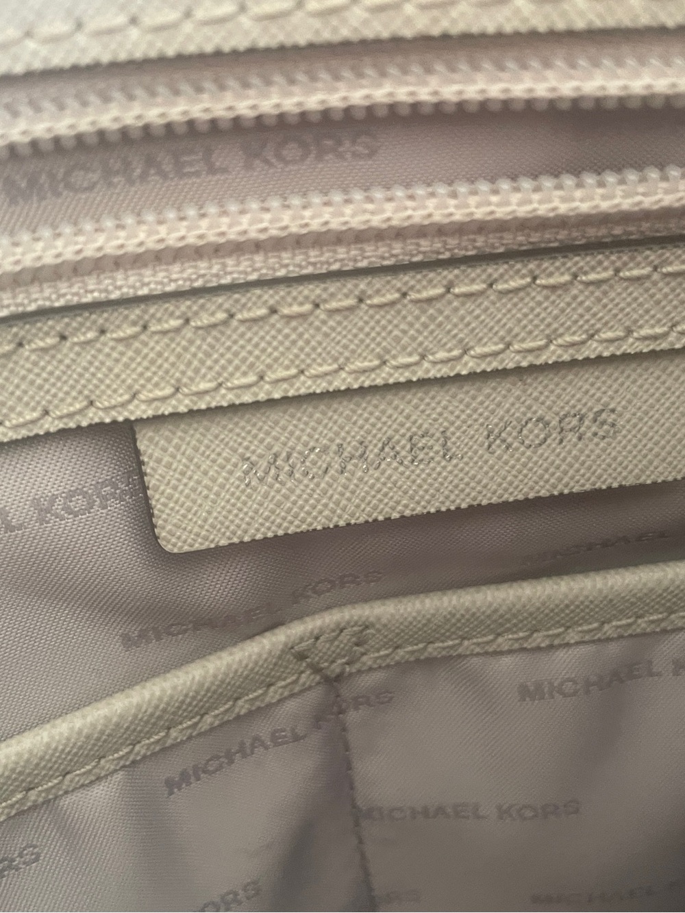 Michael Kors Light Gray Leather Tote with MK Charm NWOT - Picture 7 of 7